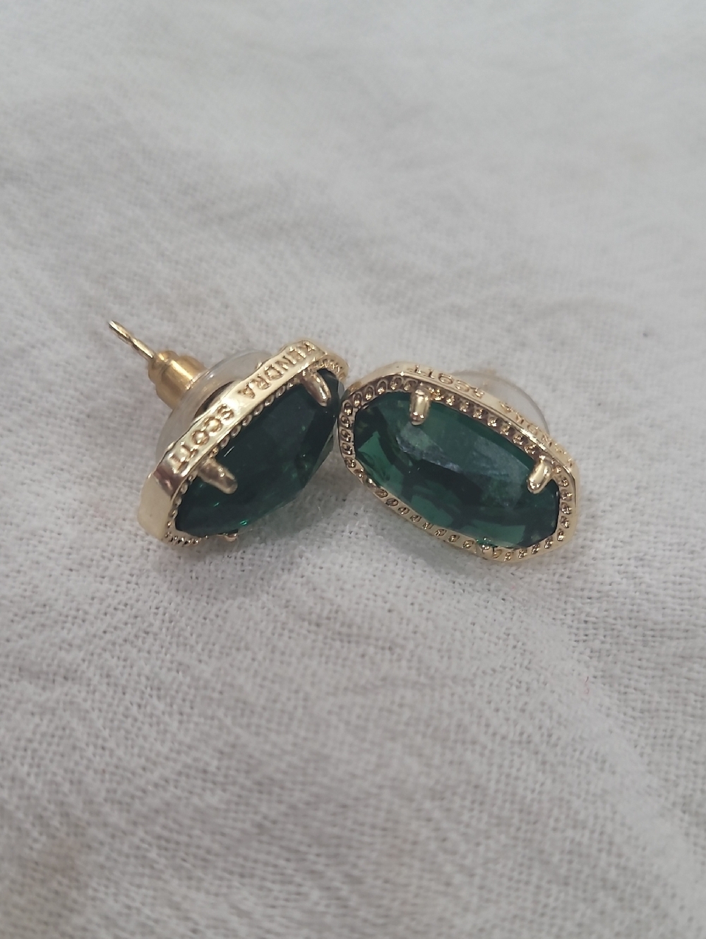 Kendra Scott Gold Frame Emerald Green Oval Stud Earrings
